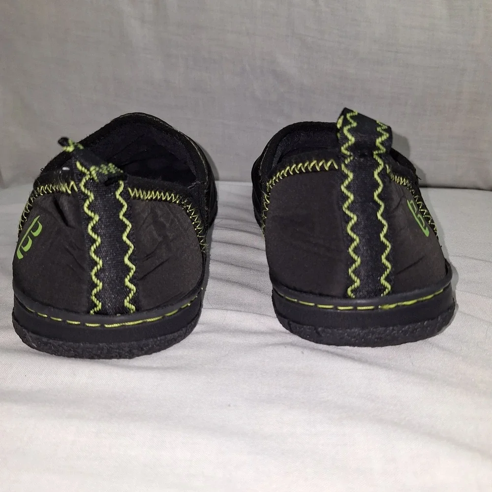 LongBay Black Size 9 Quilted Puffer Slip On Indoor Outdoor Slippers Mens Slip on